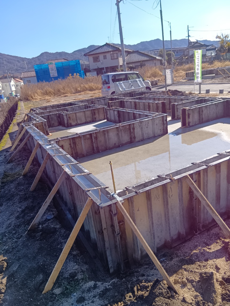 写真：【施工中】伴中央の家１