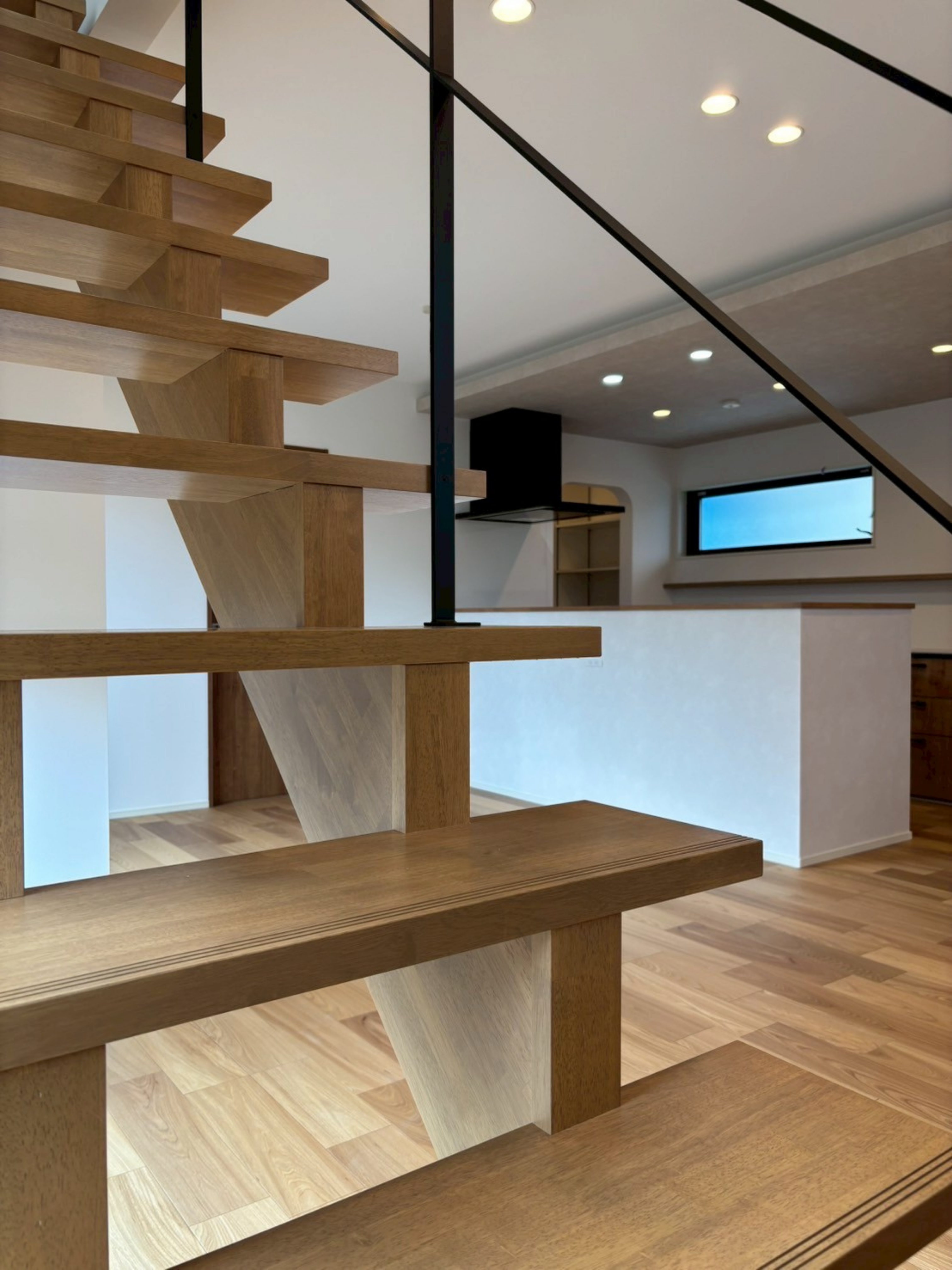 写真：伴中央の家２