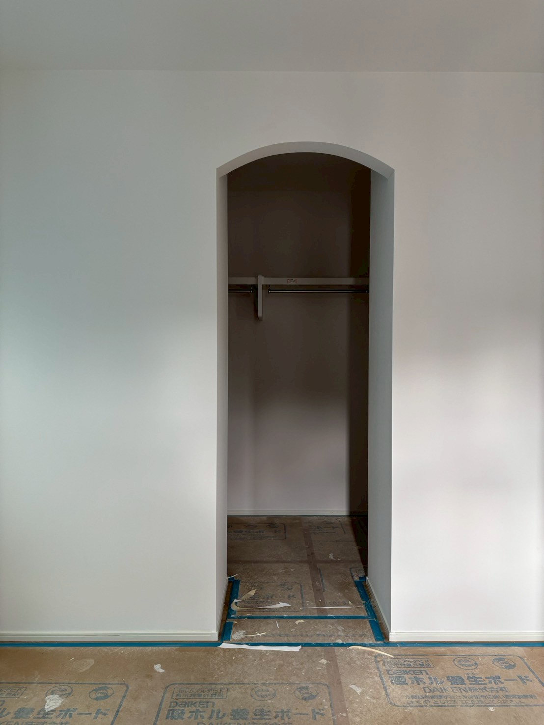 写真：【施工中】伴中央の家１