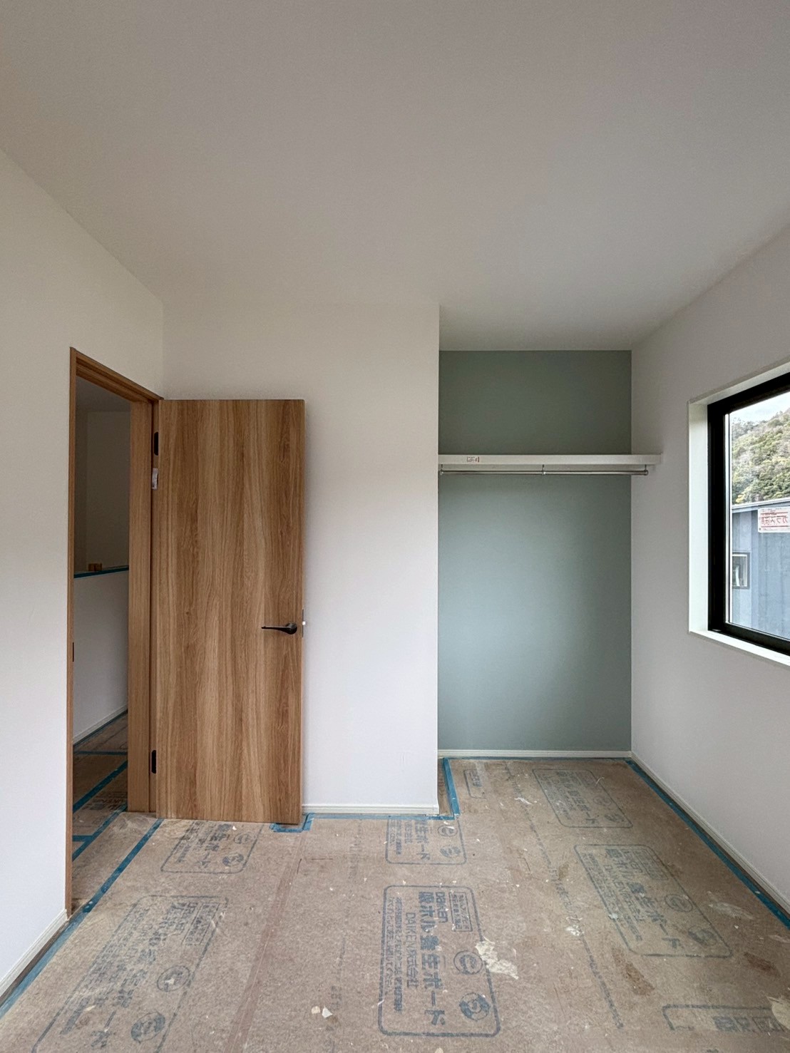 写真：【施工中】伴中央の家１