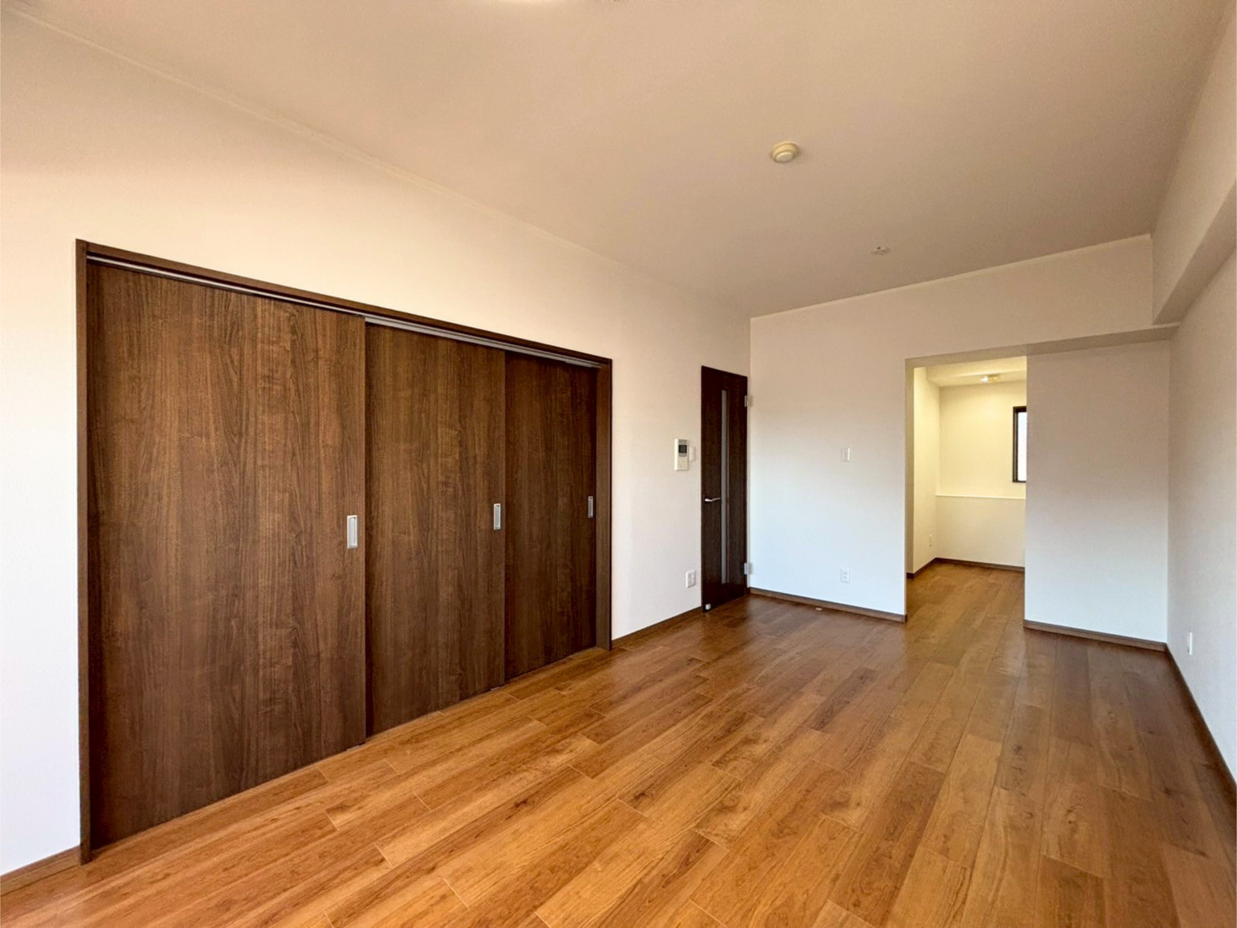 写真：楽々園のマンション