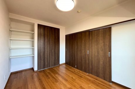 写真：楽々園のマンション