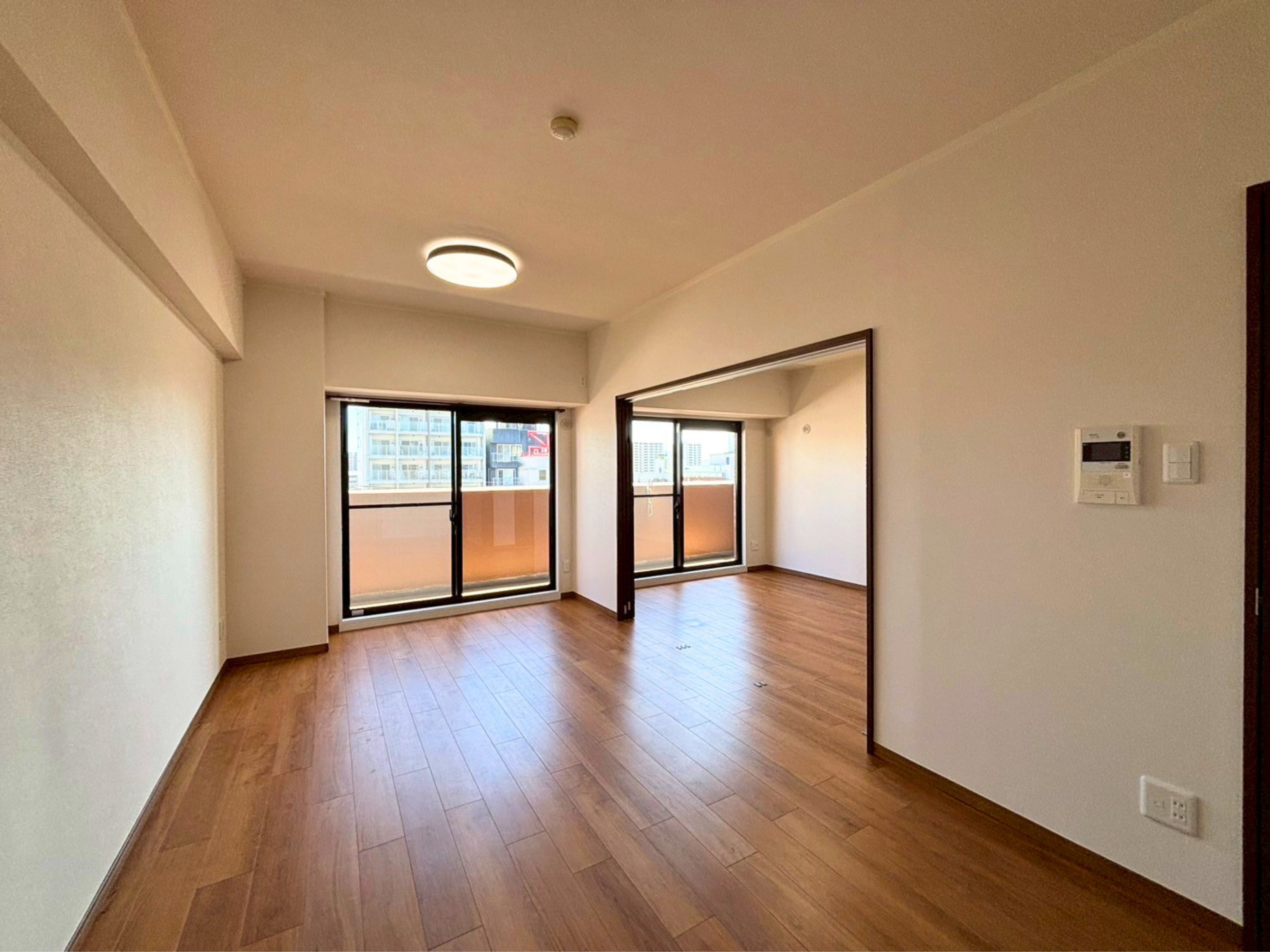 写真：楽々園のマンション